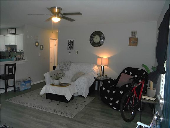 2nd image of 1147 Modoc Ave