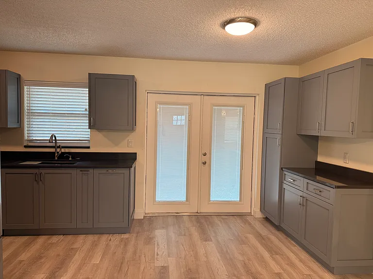 Unfurnished photos - kitchen and coffee station