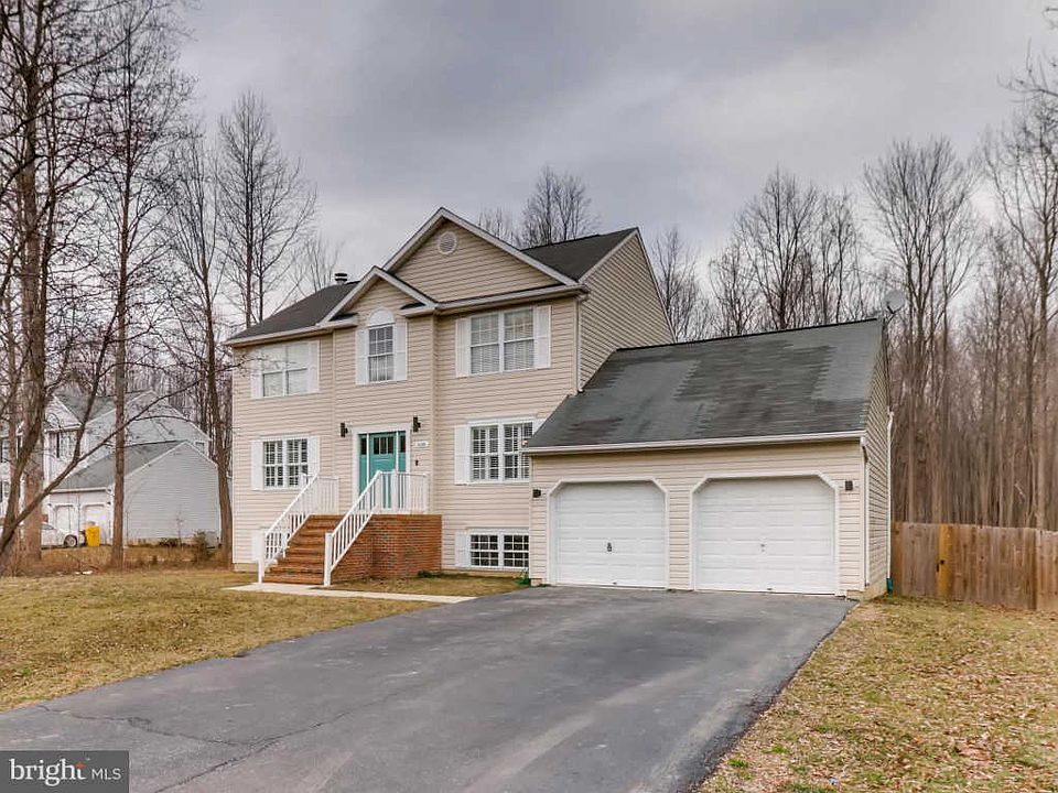 1st image of 608 Yorktown Manor Ct