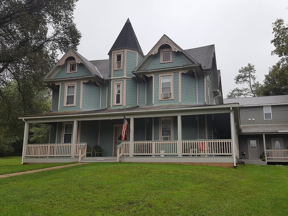 1st image of 117 N Cedar St