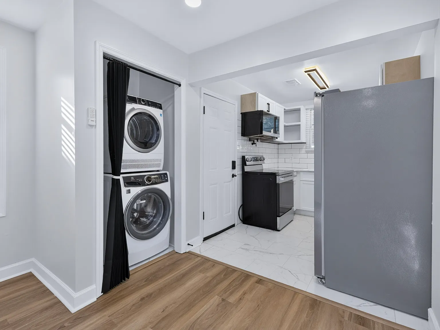 3 bed, 1650 sqft, $2,350 — Photo 4