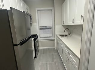 125-127 Corbin Ave #202, Jersey City, NJ 07306