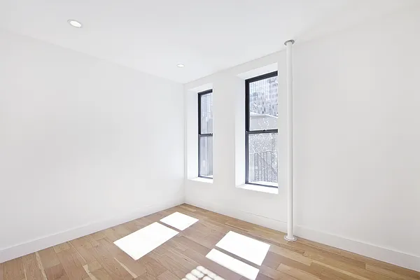 Rented by Bold New York | media 20