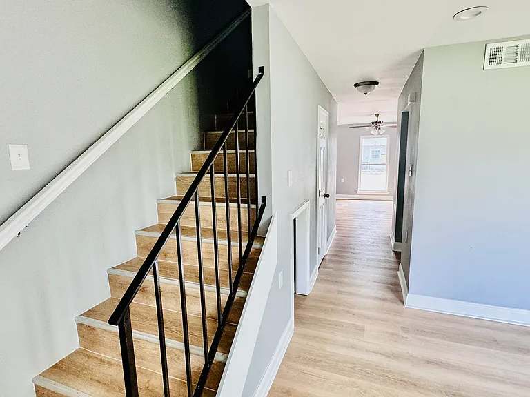 5 Pine Ln — Photo 5