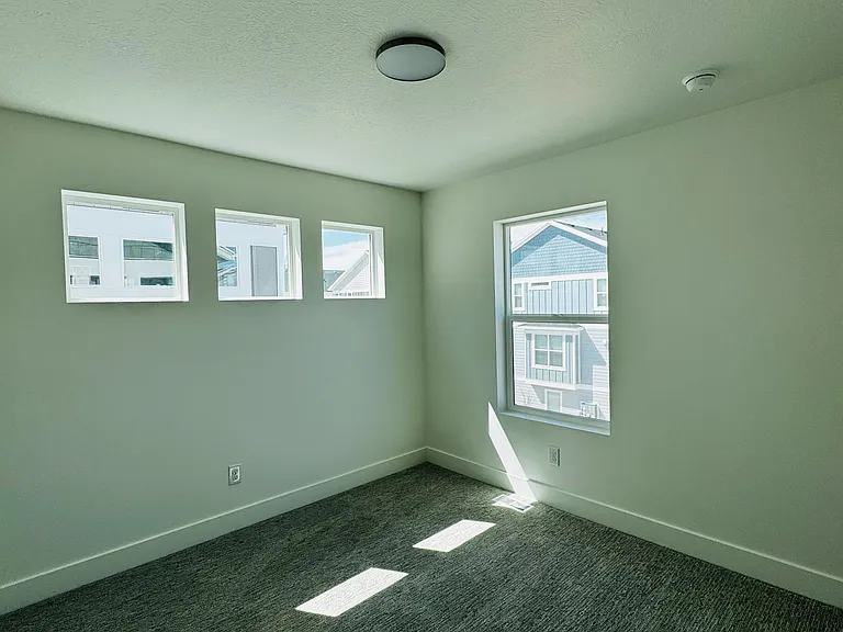 3483 S Perthshire Dr — Photo 7