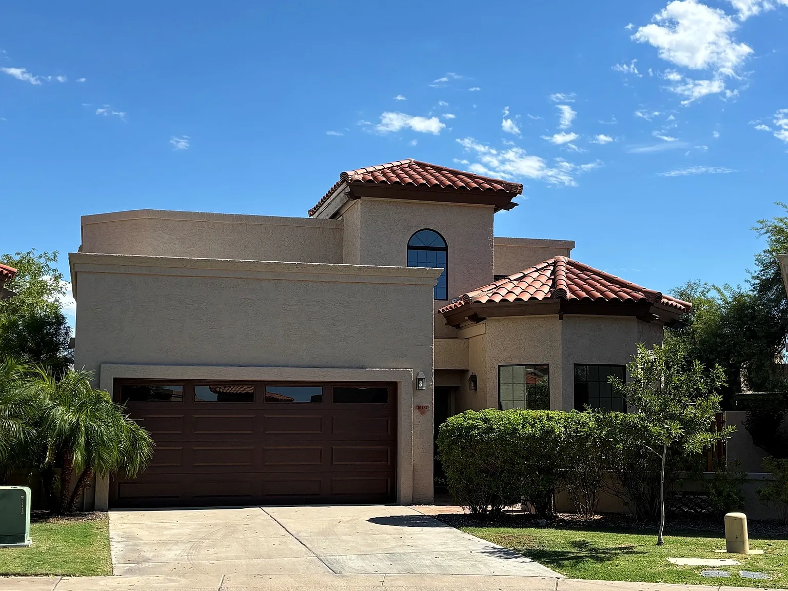 3 bed, 2187 sqft, $3,750 — Photo 2