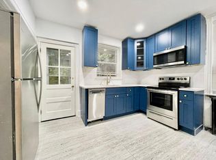 4314 Spruce St, Philadelphia, PA 19104