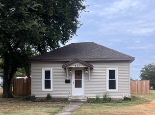 623 Carroll Ave, Larned, KS 67550