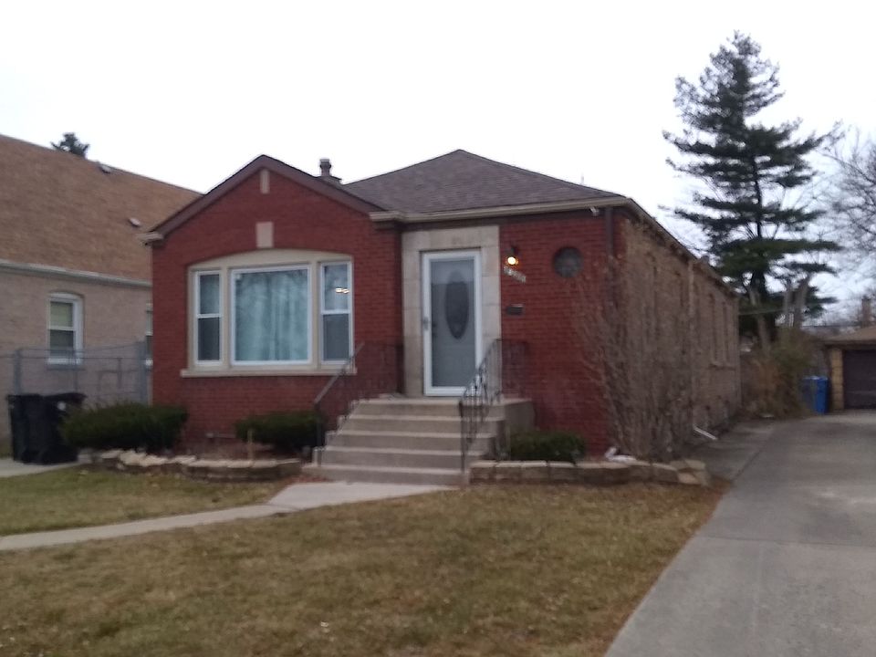 2nd image of 10854 S Sangamon St