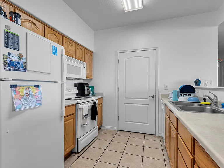 442 W 1430th St S #117 — Photo 9