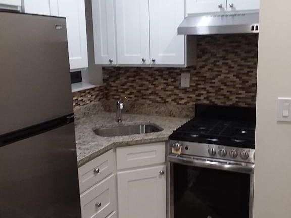 4th image of 315 E 95th St #1NEW