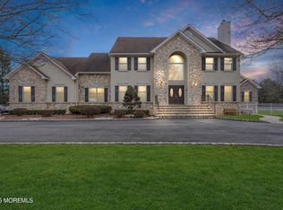 168 Pleasant Valley Rd, Morganville, NJ 07751