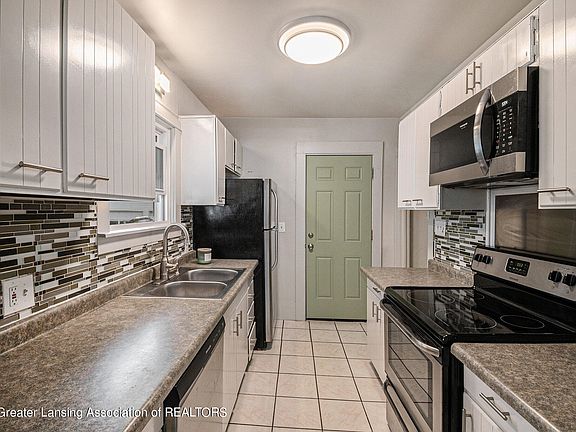 5th image of 509 N Magnolia Ave
