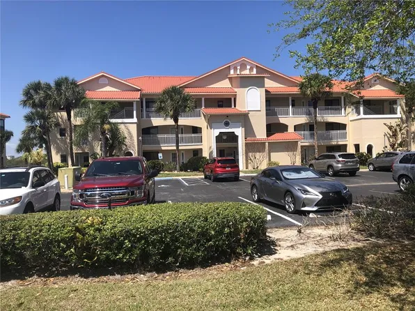 462 Bouchelle Dr APT 201, New Smyrna Beach, FL 32169