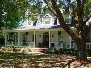 9765 Sommerset Dr, Daphne, AL 36526