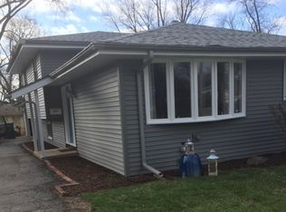 107 McCameron Ave, Lockport, IL 60441