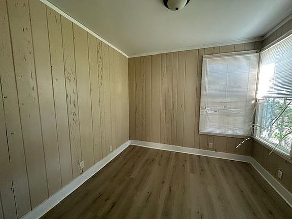 5th image of 643 11th St