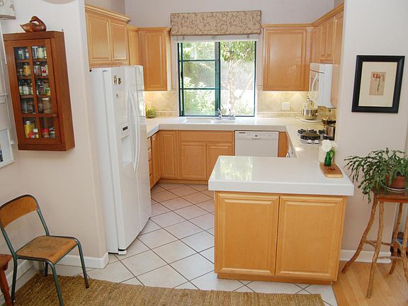 2nd image of 263 Calle Esperanza
