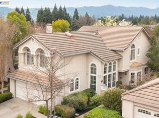 690 Glasgow Cir, Danville, CA 94526