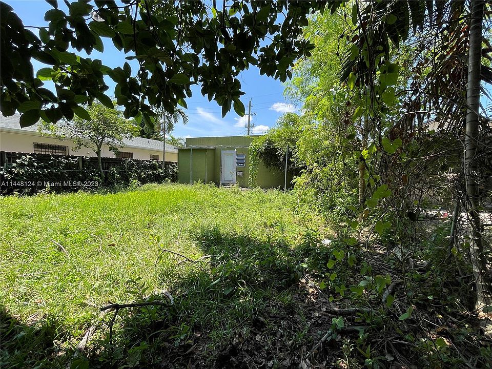 2nd image of 2847 NW 23rd Ave