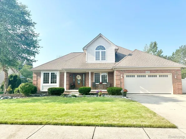 4272 Quail Ridge Ln, Newport, MI 48166