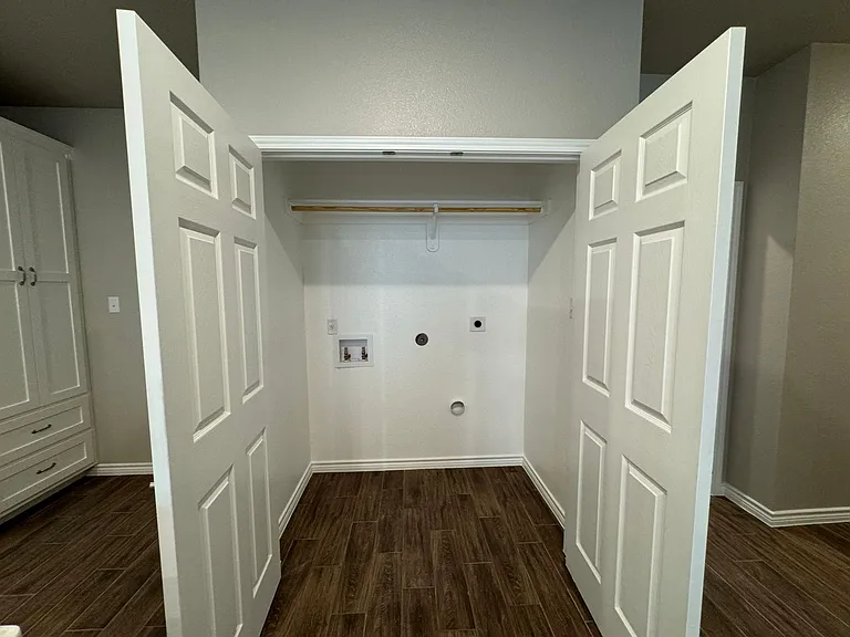 5403 Rose Garden Loop — Photo 11