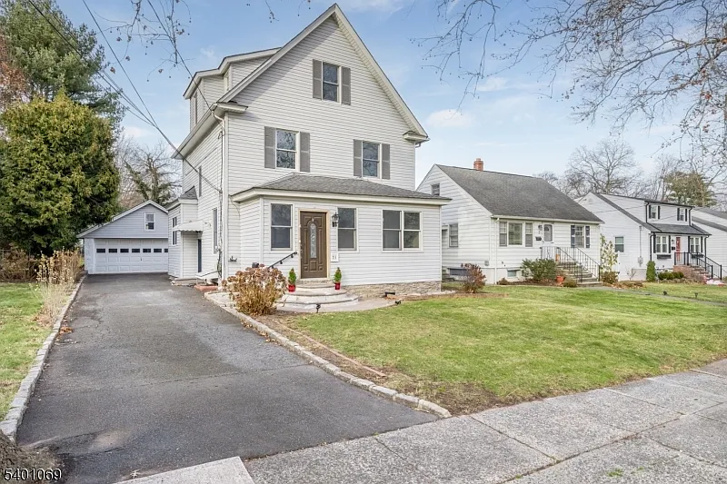 1 bed, 1.0 bath, $2,150 — Photo 2