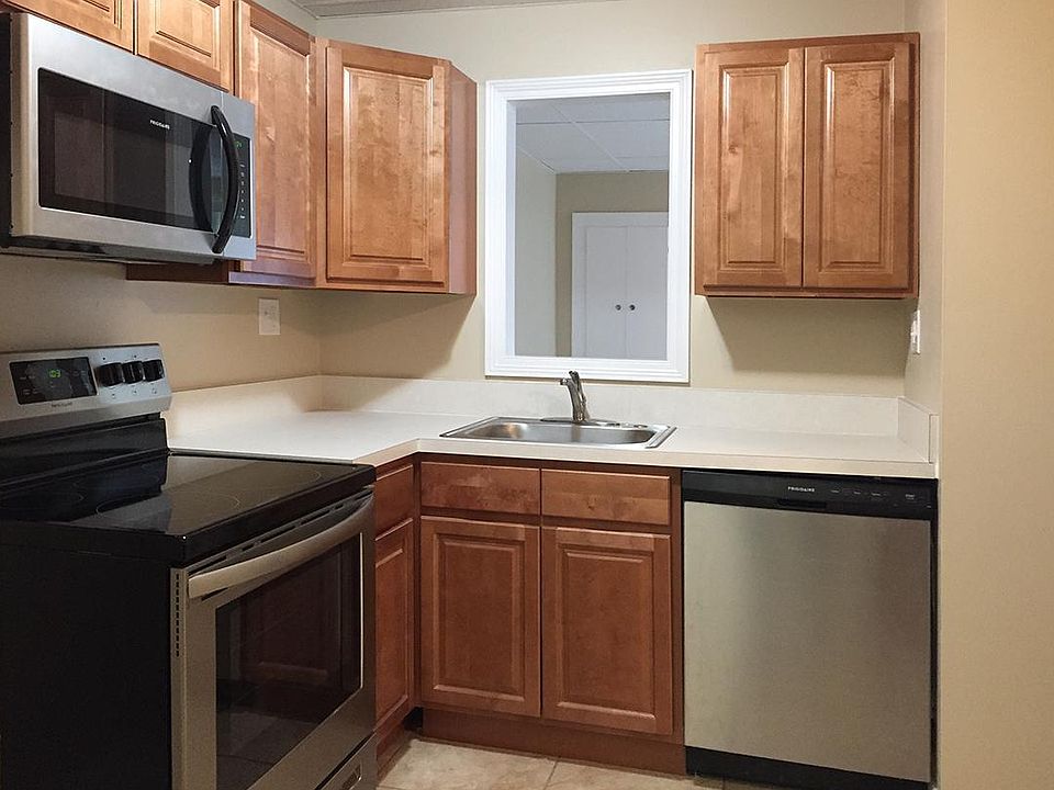 1st image of 38380 North Ln APT F105