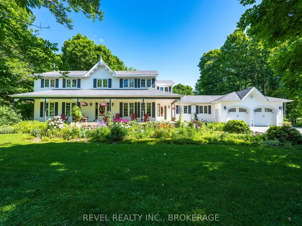 1766 Hitchcock Dr, South Frontenac, ON K0H 1X0