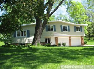1177 Benton St, Anoka, MN 55303