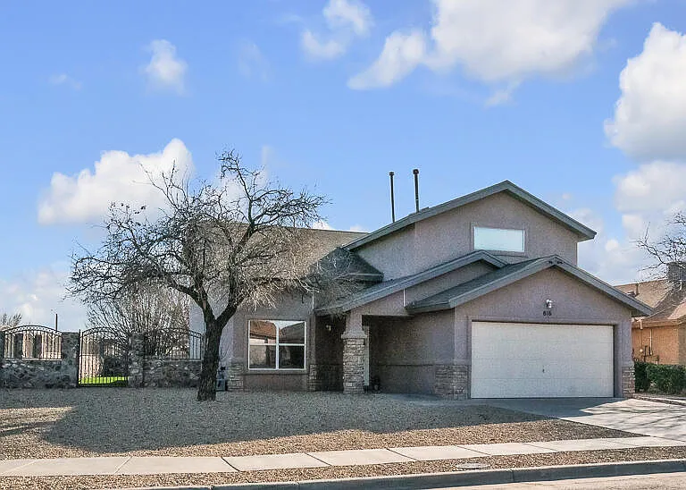 816 Dakota River Ave — Photo 1