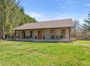 3120 Wears Dr, Sevierville, TN 37862