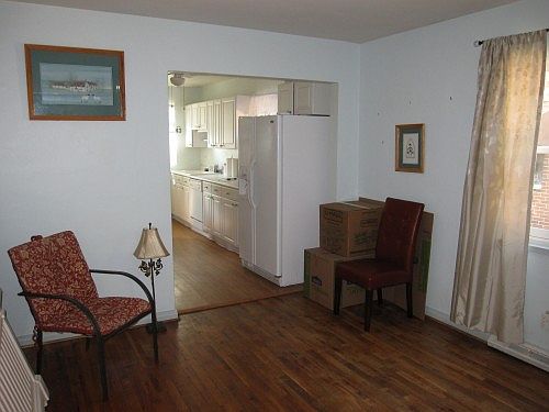 3rd image of 2529 Hazelwood Ave