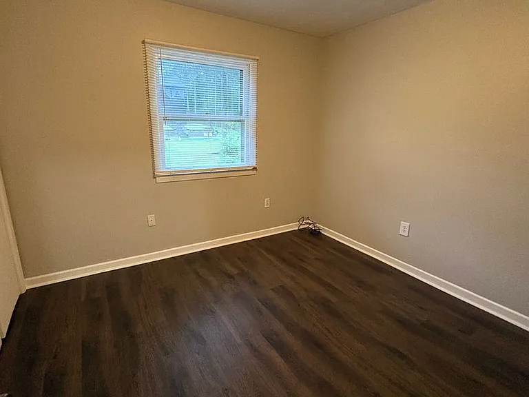 3706 E North St #M8 — Photo 17