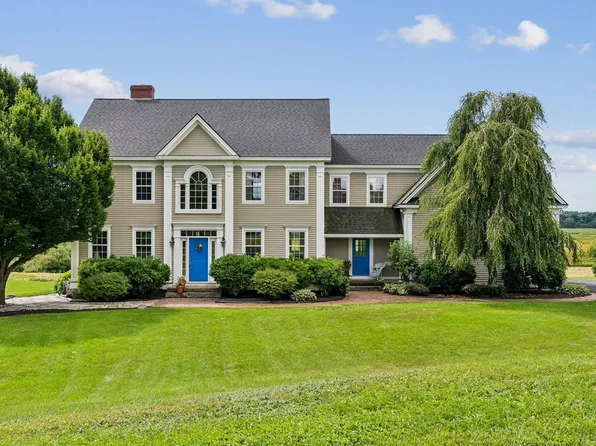 13 Wainwright Drive, Cape Elizabeth, ME 04107