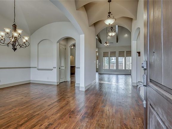 4th image of 12677 Grand Valley Dr