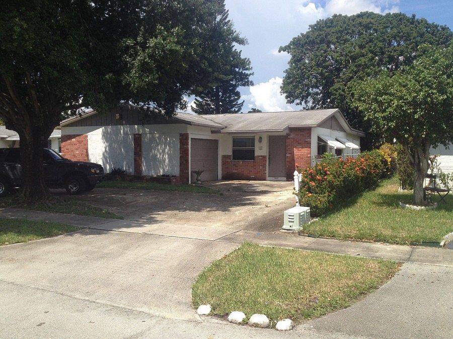 1st image of 7707 SW 9th St