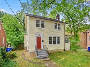 7405 Dickinson Ave, College Park, MD 20740