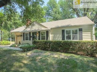 5221 Juniper St, Mission, KS 66205