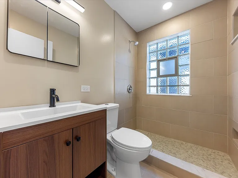 2131 W 53rd Pl #2 — Photo 7