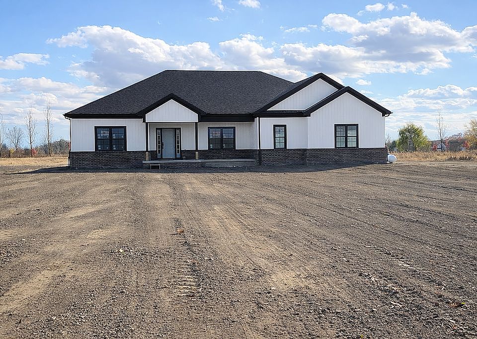 1st image of 26850 Irwin Rd