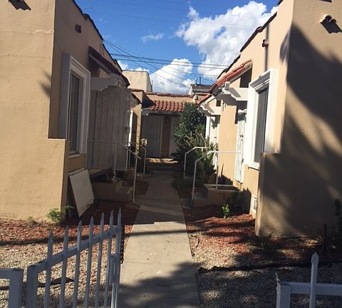 3rd image of 2531 Hillcrest Dr