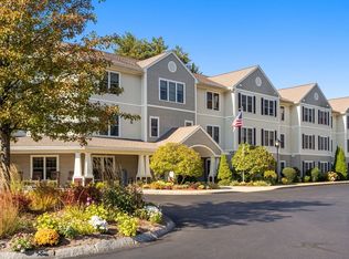 7 Crescent Way UNIT 208, Sturbridge, MA 01518