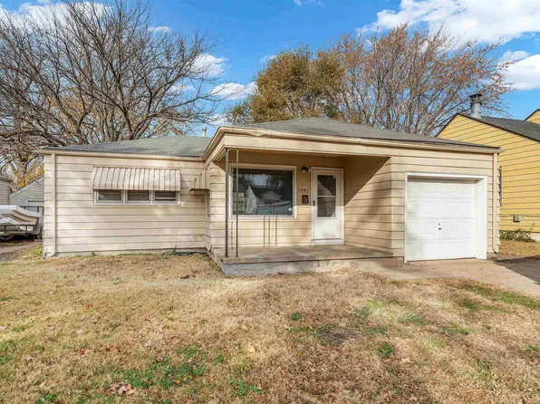 1741 N Floberta Rd, Wichita, KS 67208