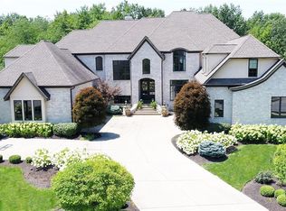 15430 Hidden Oaks Ln, Carmel, IN 46033