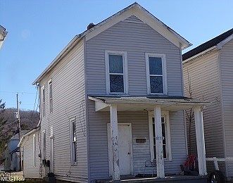 2nd image of 1236 Putnam Ave