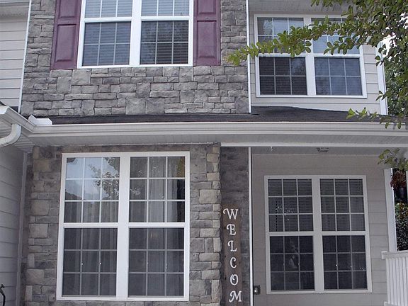 3rd image of 93 Peregrine Ln S #85