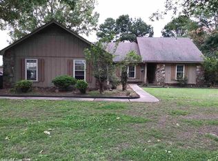 1107 Oliver St, Stuttgart, AR 72160