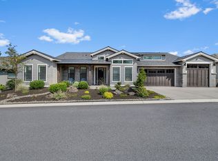 3082 NW Hidden Ridge Dr, Bend, OR 97703