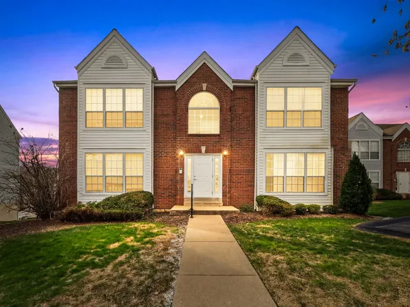 55 Timber Oaks Trl #55, O'Fallon, MO 63368
